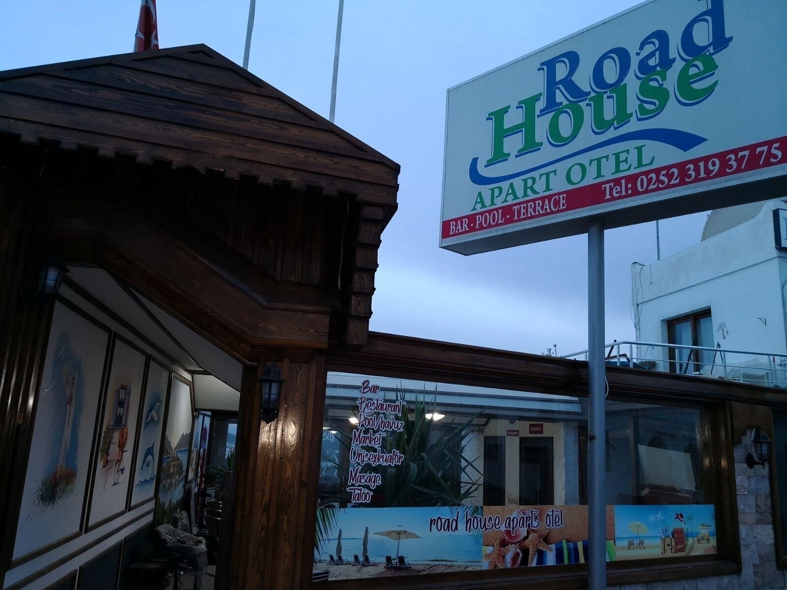 Zdjęcie Road House Apartments (ex. Lidya Suite Apart Otel) 3*